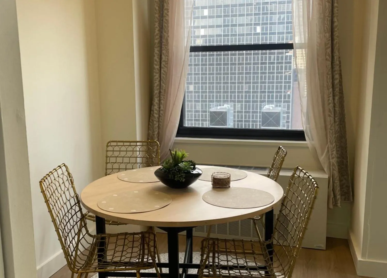 Unique Place In Midtown Nyc New York