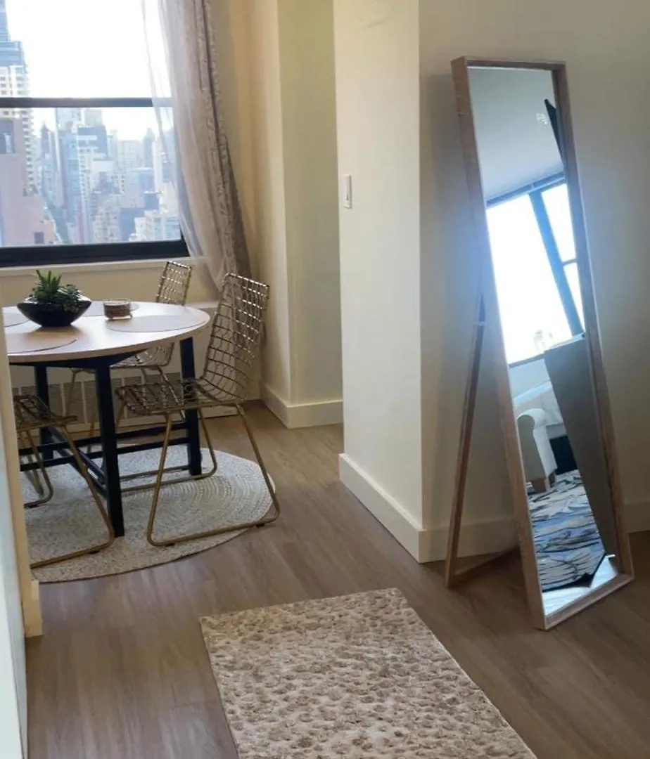 Unique Place In Midtown Nyc New York